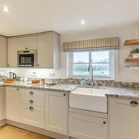 3 Bed In Oc-l34088