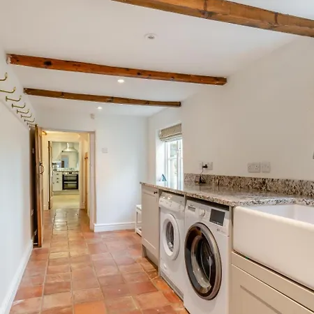3 Bed In Oc-l34088 *