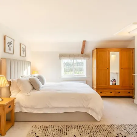 3 Bed In Oc-l34088 * Cundall