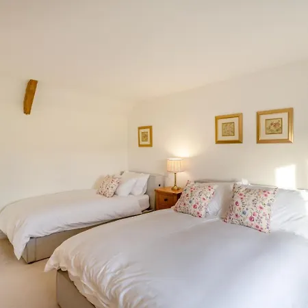3 Bed In Oc-l34088 Holiday home Cundall