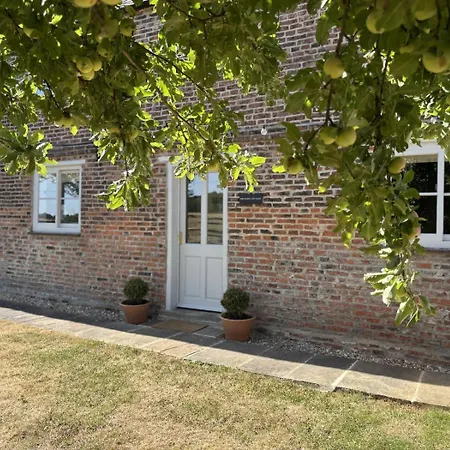 3 Bed In Oc-l34088 * Cundall