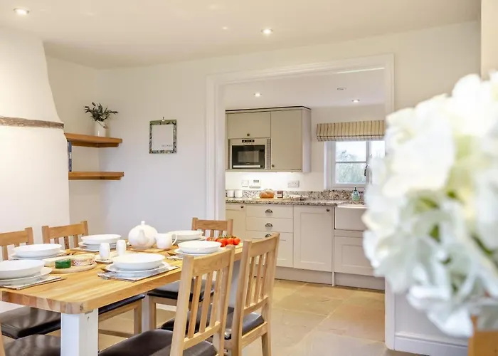 3 Bed In Cundall Oc-l34088 Cundall