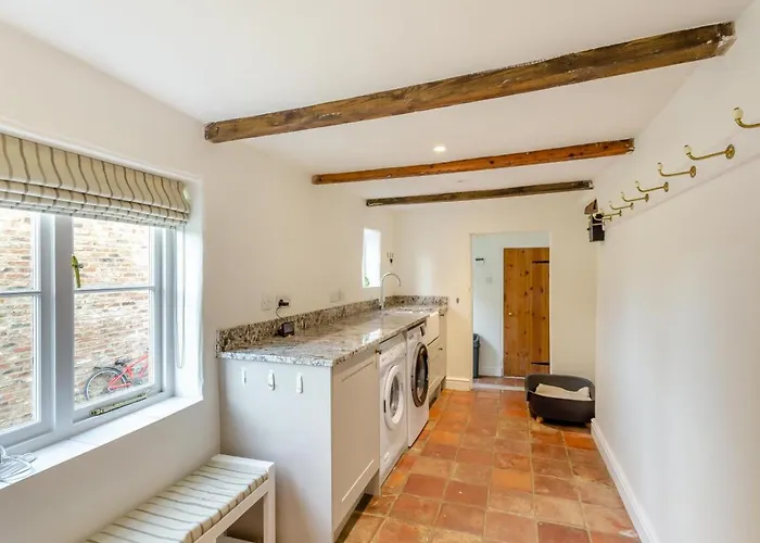 3 Bed In Cundall Oc-l34088 *