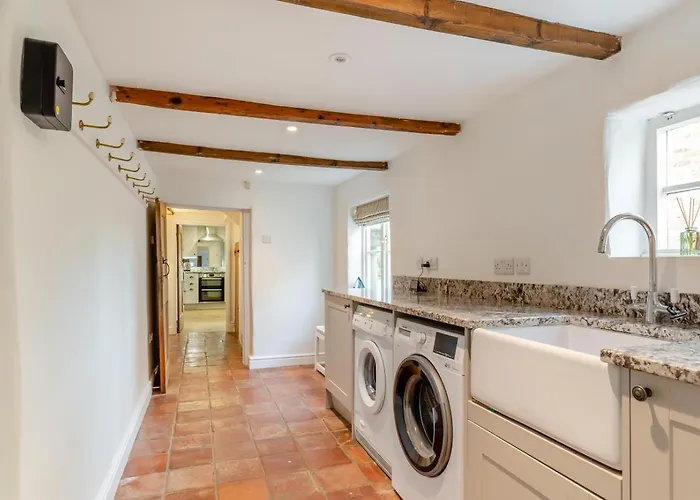 3 Bed In Cundall Oc-l34088 *